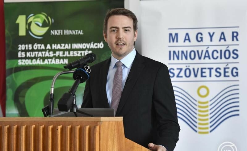 img_Elindult_a_nevezes_a_35__Orszagos_Tudomanyos_es_Innovacios_Olimpiara-3