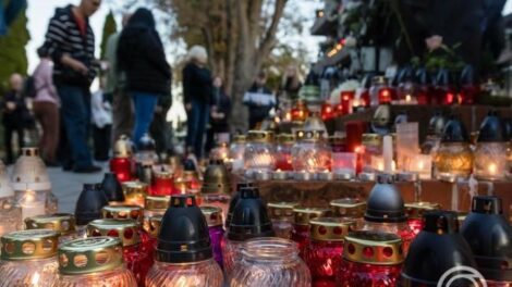 Halottak napja – A rendőrség idén is jelen lesz a temetők környékén