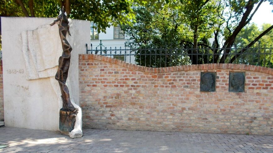 img_Holnapig_van_idod_jelezni_a_koszoruzasi_szandekot_-2