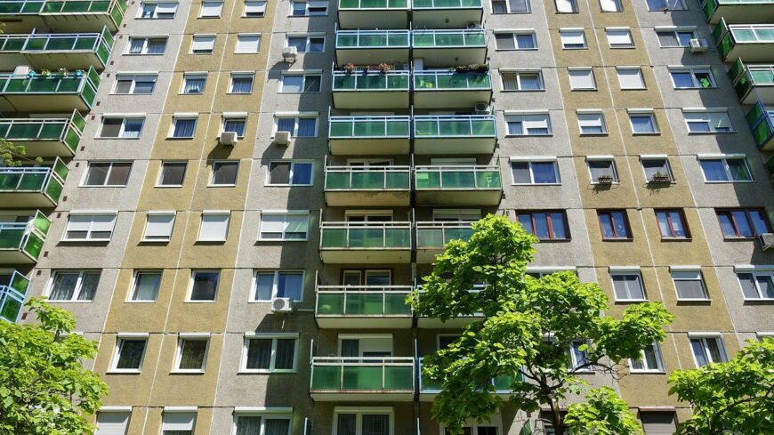 img_Negyvenszeres_kulonbseg_a_panellakasok_araban__hihetetlen__mennyit_kernek_a_legdragabbert-3