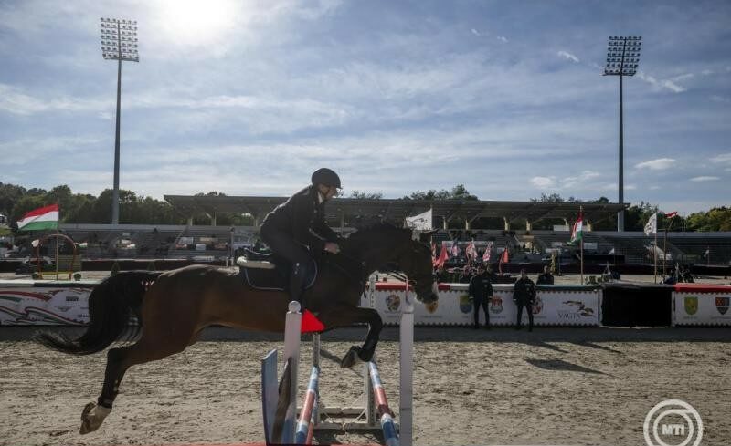 img_Tobb_mint_szazan_pattannak_lora___nem_csak_a_gyorsasag_szamit_a_vagtan-4