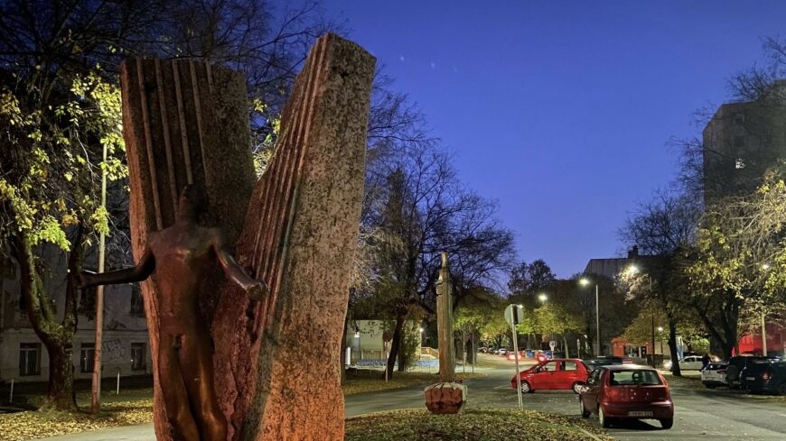 img_A_hosokert_eg_a_gyertya