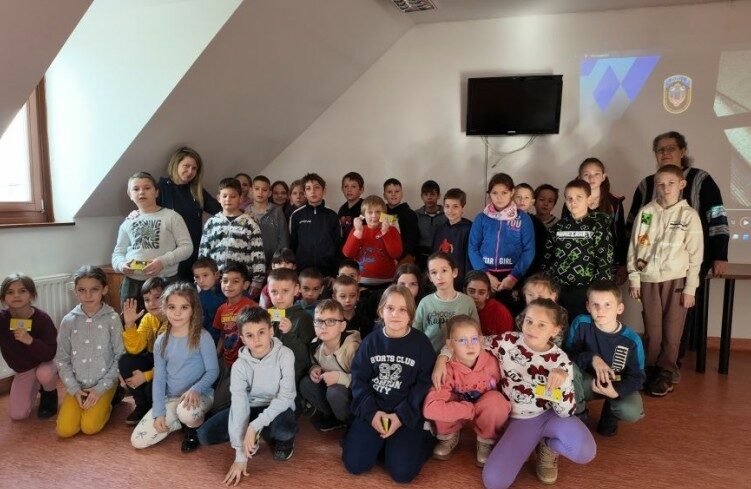 img_Biztonsagban_gyalog_es_ket_kereken