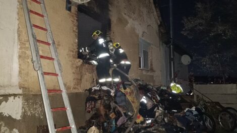 Négy család otthona lett porrá