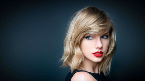 Taylor Swift még mindig versenyben van a Billboard 200 trónjáért
