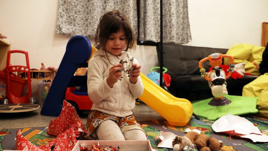 img_Lezarult_a_tizedik_karacsonyi_MosolyManok_akcio