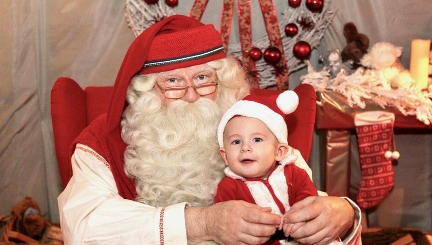 img_Megnyitott_a_Mikulas_Gyar-1