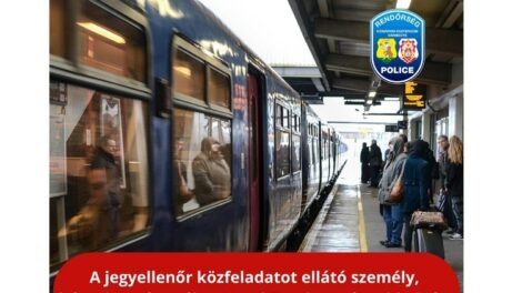 Mellbe vágta, majd a fülkébe lökte a kalauzt egy utas