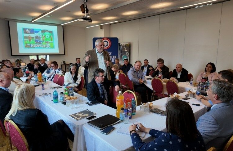 img_evzaro_ertekezletet_tartottak