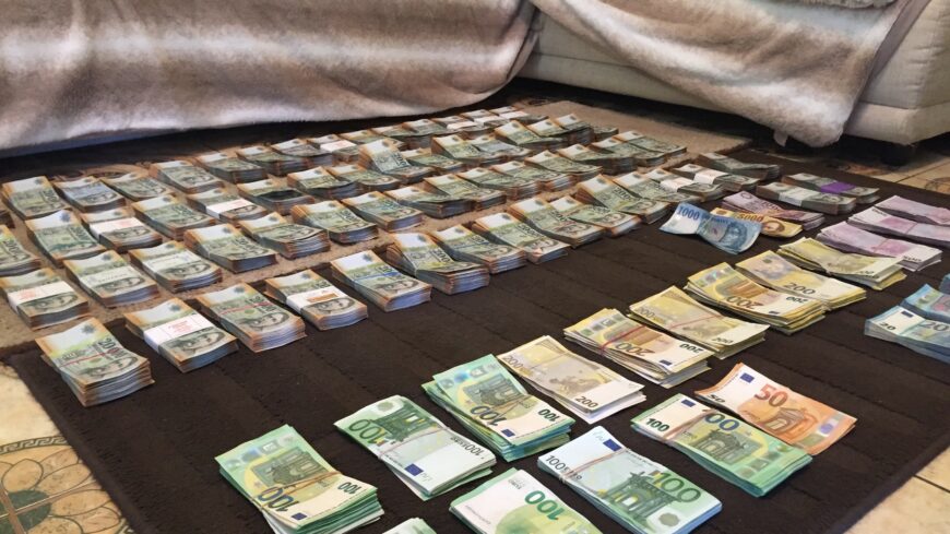 img_A_gyanusitottak_szama_113