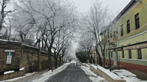 Nincs front felettünk