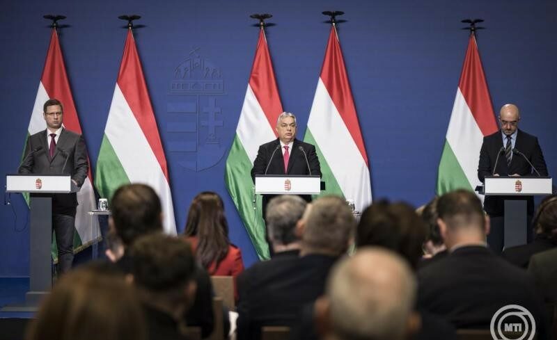 img_Orban_a_Karmeliaban_tartott_nemzetkozi_sajtotajekoztatot-3