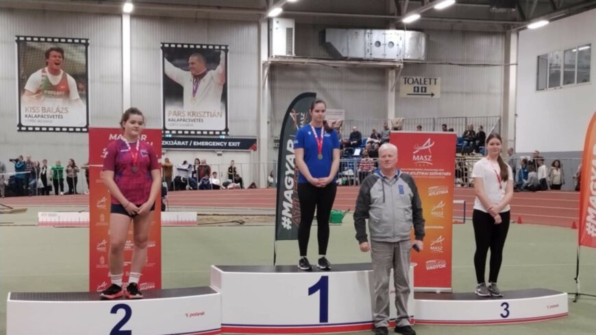 img_Arany__ezust_es_bronz_is_kerult_Szekszardra-1