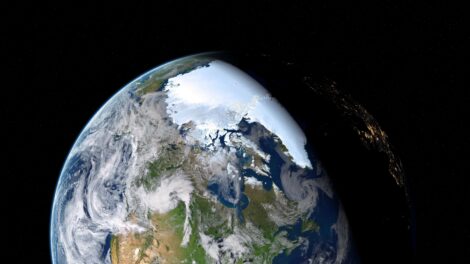 Este sötétbe borul az ország több ikonikus épülete