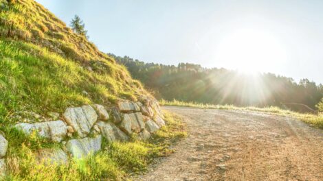 Hideg a reggel, de napos