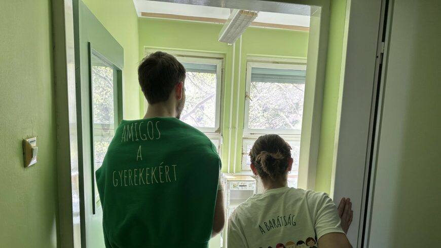 img_Kedves_vendegek_a_Gyermekosztalyon-1