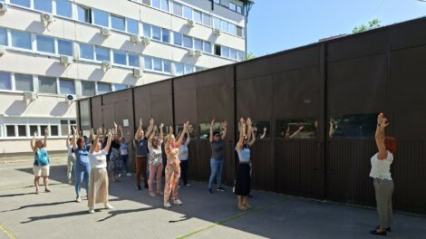 „Kihívás Napi közös torna–FLASHMOB” a Tolna Vármegyei Kormányhivatalban