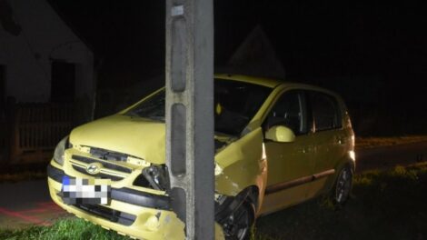 A sofőr nem, de utasa megsérült