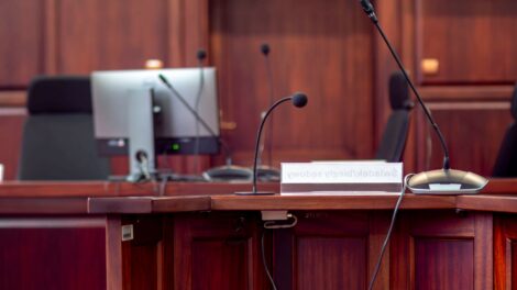 Kábítószerrel kereskedett és elfogása előtt bedrogozva vezetett