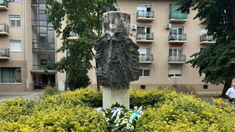 Áldozatokra emlékeztek Szekszárdon