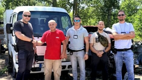 Elkötötte a főnök kocsiját