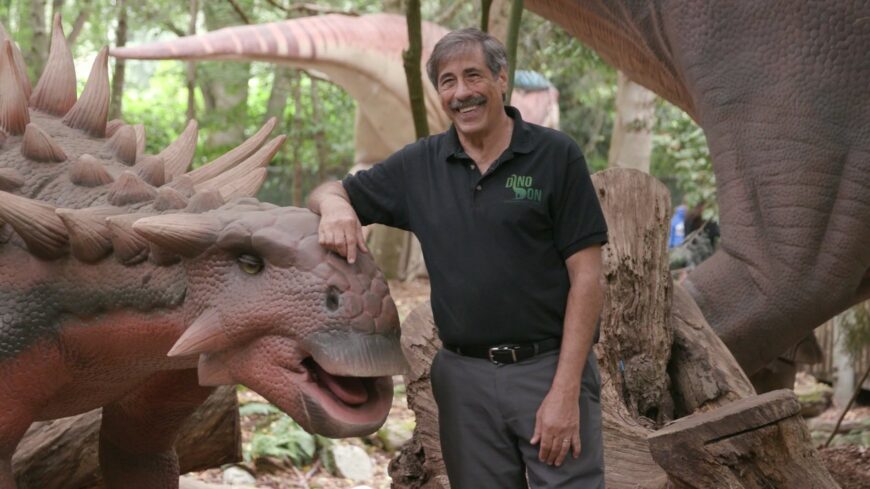 img_Jurassic_Park-szakerto_tart_vezetest_a_Biodomban-4