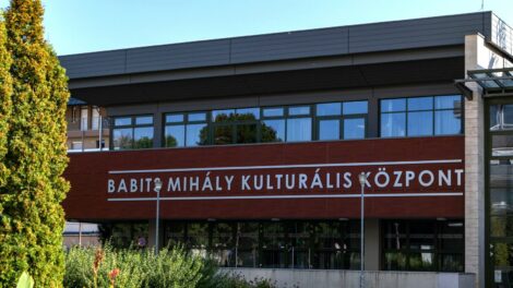 Októberben is Kultúrkortyok Szabadegyetem