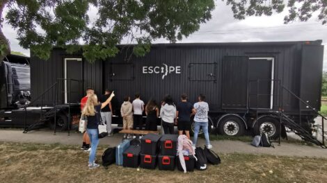 Szabadulókamion érkezik Budapestre és Pécsre