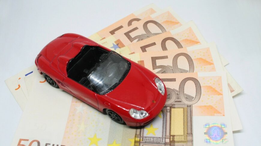 img_Csaknem_70_ezer_autos_valthat_biztositot_az_idei_ev_vegi_kgfb-kampanyban