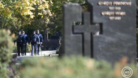 Tűzveszélyes lehet az ünnepi megemlékezés